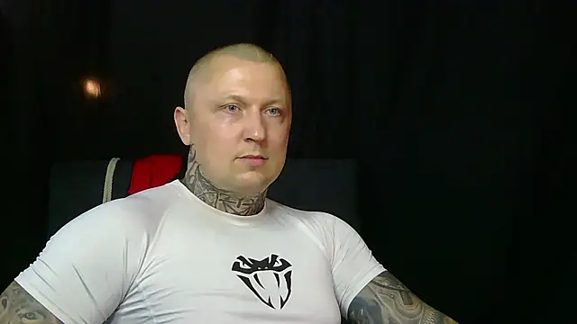 Snapshot of devilWithTats chatting on July 7, 2026, 3:49 pm devilWithTats online show from July 7, 2026, 3:49 pm
