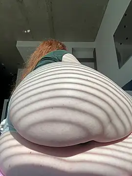 Snapshot of gingerlatte chatting on July 28, 2026, 12:48 pm gingerlatte online show from July 28, 2026, 12:48 pm