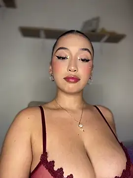 Im Danna  online show from May 28, 2026, 12:52 am