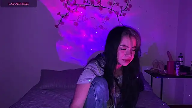 sweet molly420 online show from May 14, 2026, 10:16 pm