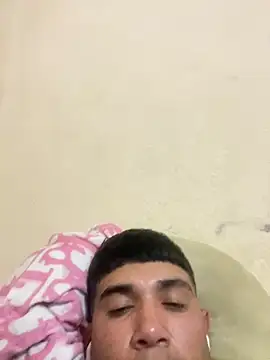 Snapshot of AlejandroT13255 chatting on March 1, 2026, 12:12 am AlejandroT13255 online show from March 1, 2026, 12:12 am