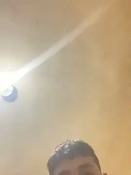 Snapshot of AlejandroT13255 chatting on March 7, 2026, 11:35 pm AlejandroT13255 online show from March 7, 2026, 11:35 pm