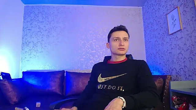 Snapshot of DIEGO_JONES chatting on March 25, 2026, 1:06 pm DIEGO JONES online show from March 25, 2026, 1:06 pm