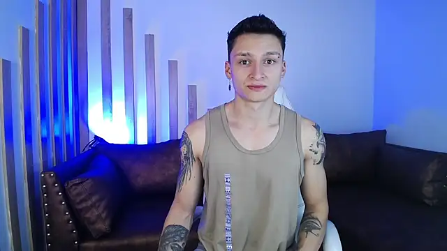 Snapshot of DIEGO_JONES chatting on April 30, 2026, 2:45 pm DIEGO JONES online show from April 30, 2026, 2:45 pm