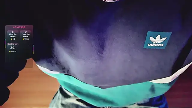 Snapshot of FEIYUS1 chatting on March 6, 2026, 1:51 pm FEIYUS1 online show from March 6, 2026, 1:51 pm