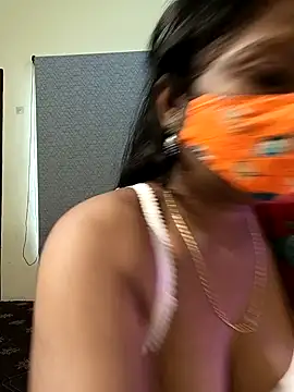 misti-boudii online show from May 6, 2026, 2:08 am