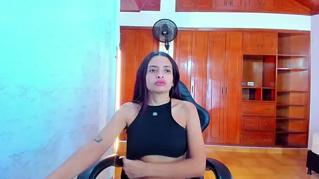 Snapshot of lizzie_skinny chatting on July 13, 2026, 6:55 pm lizzie skinny online show from July 13, 2026, 6:55 pm