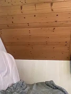 VelvetChloe online show from March 18, 2026, 1:25 pm