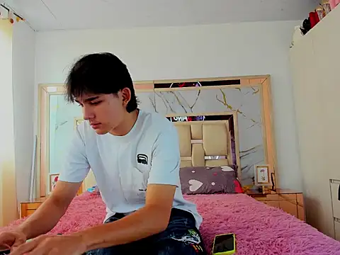 monky 0002 online show from March 25, 2026, 3:07 pm