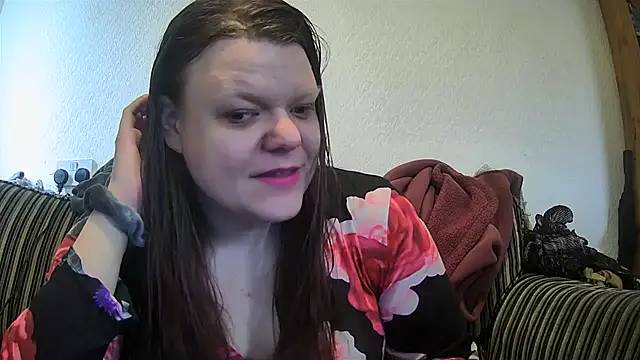 Snapshot of CrystalBabes chatting on March 12, 2026, 11:49 am CrystalBabes online show from March 12, 2026, 11:49 am