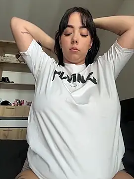 Encore Angel online show from April 12, 2026, 8:47 pm