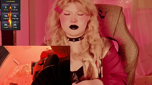 LilithNlsn online show from April 25, 2026, 2:47 am