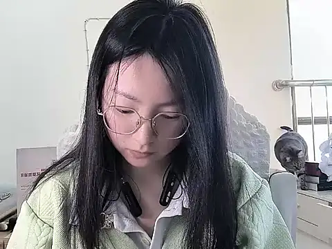 Snapshot of Eeya-36 chatting on March 13, 2026, 10:00 am Eeya-36 online show from March 13, 2026, 10:00 am