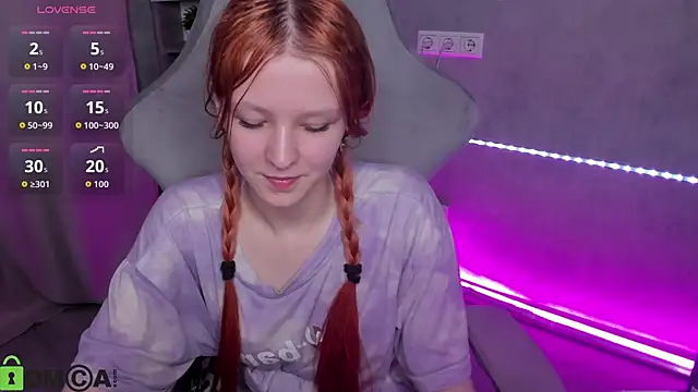 Emma Dusk online show from May 15, 2026, 11:45 pm
