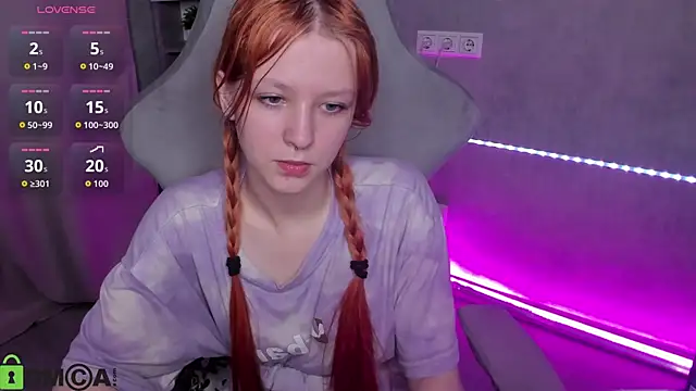 Emma Dusk online show from May 16, 2026, 12:18 am