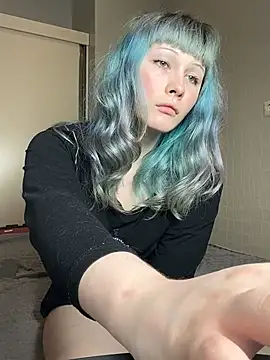 AlexaGudz online show from May 16, 2026, 9:13 pm