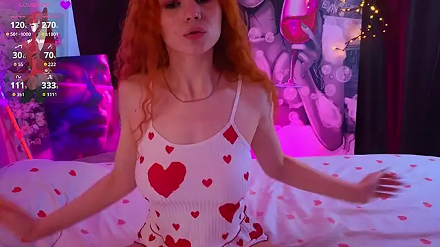 AmyLindsey online show from July 11, 2026, 7:11 am