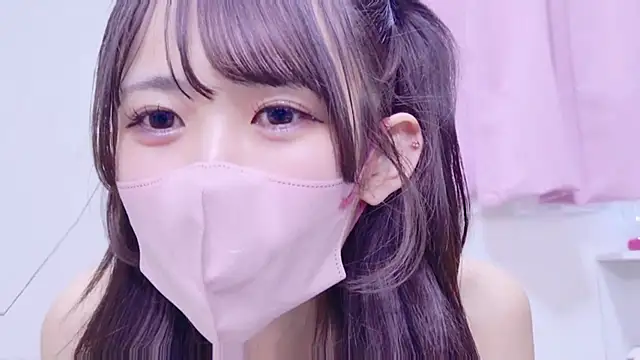 Snapshot of EMIRI_0426 chatting on March 9, 2026, 4:38 am EMIRI 0426 online show from March 9, 2026, 4:38 am