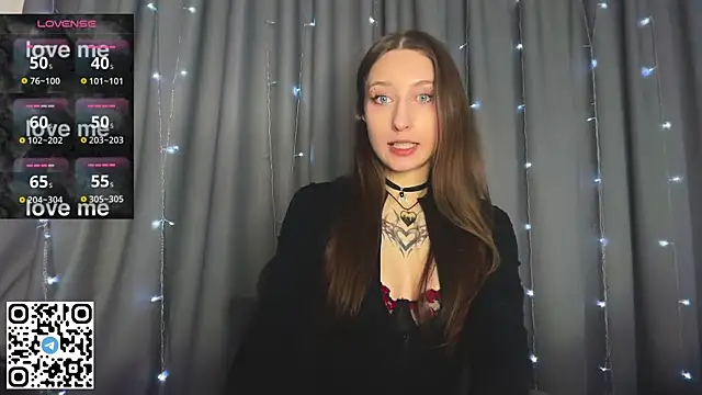 Emma Willson online show from April 26, 2026, 12:03 pm