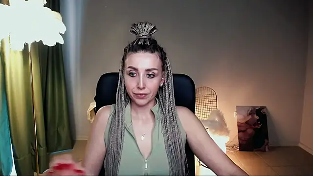 MonicaRiley online show from May 29, 2026, 10:46 am
