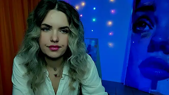 Snapshot of AliceSmite chatting on March 13, 2026, 10:33 am AliceSmite online show from March 13, 2026, 10:33 am