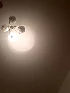 Snapshot of Adonisz1 chatting on March 5, 2026, 7:32 pm Adonisz1 online show from March 5, 2026, 7:32 pm