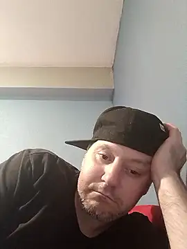 yoursextoy83 online show from March 9, 2026, 12:58 am