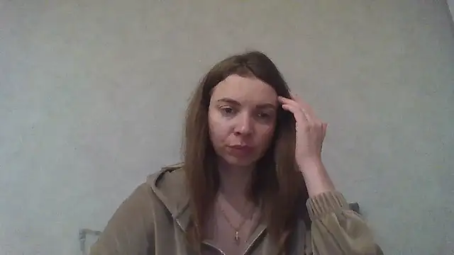 Snapshot of Luna2547 chatting on March 17, 2026, 5:38 pm Luna2547 online show from March 17, 2026, 5:38 pm