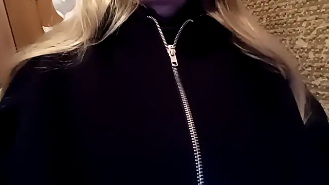 pinkpinkpinkpinkdoll online show from April 8, 2026, 3:34 pm