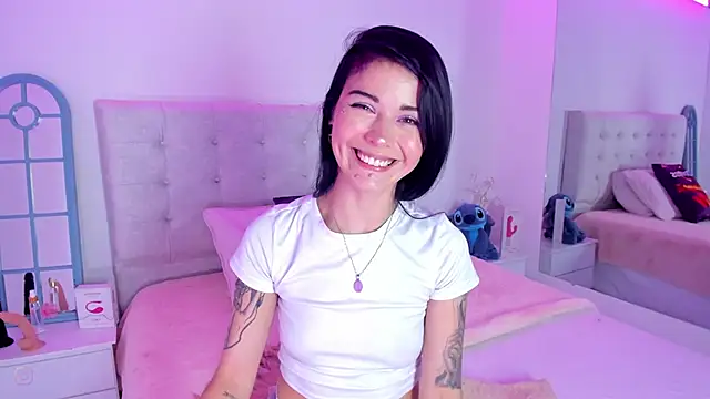 Snapshot of Vanessa_cruz_18 chatting on April 11, 2026, 10:58 pm Vanessa cruz 18 online show from April 11, 2026, 10:58 pm