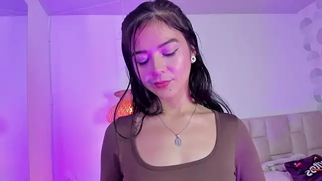 Snapshot of Vanessa_cruz_18 chatting on May 30, 2026, 9:56 pm Vanessa cruz 18 online show from May 30, 2026, 9:56 pm