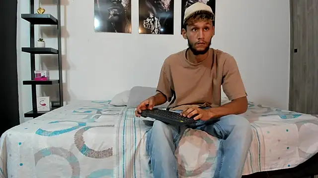 TedyX99 online show from April 2, 2026, 7:00 pm