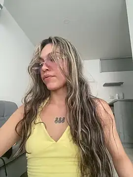 SweetCherry   online show from July 17, 2026, 11:09 pm