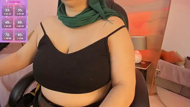 Azahaaraa  online show from June 20, 2026, 4:04 am