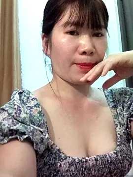 Bondgirl 9 online show from May 21, 2026, 3:41 pm