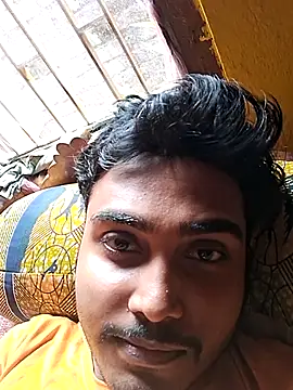 Snapshot of Pinky_cuple77 chatting on March 8, 2026, 2:48 am Pinky cuple77 online show from March 8, 2026, 2:48 am