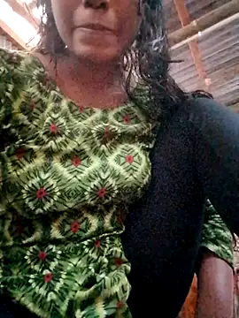 Snapshot of pakhibhabi chatting on March 4, 2026, 9:37 am pakhibhabi online show from March 4, 2026, 9:37 am