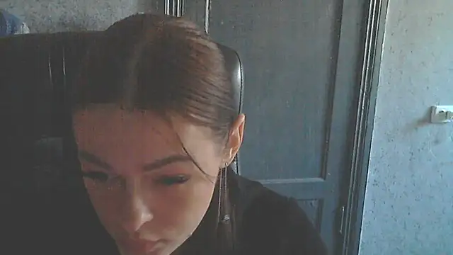 Snapshot of Im_Phoenix_ chatting on March 9, 2026, 12:20 pm Im Phoenix online show from March 9, 2026, 12:20 pm