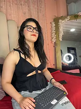 Snapshot of Keny_Williams chatting on April 10, 2026, 5:12 am Keny Williams online show from April 10, 2026, 5:12 am