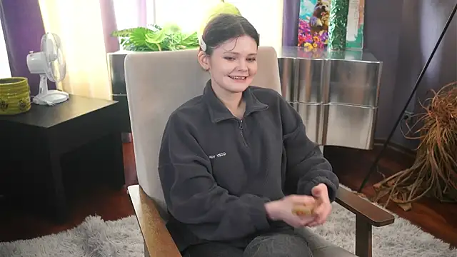 Snapshot of GlynisCasarz chatting on March 7, 2026, 5:26 am GlynisCasarz online show from March 7, 2026, 5:26 am