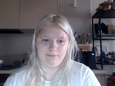 Snapshot of LenaSecret19 chatting on July 15, 2026, 5:56 am LenaSecret19 online show from July 15, 2026, 5:56 am