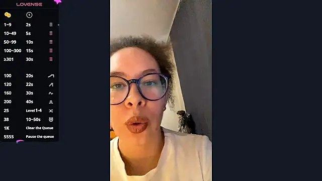 Selena blom online show from March 18, 2026, 11:13 am