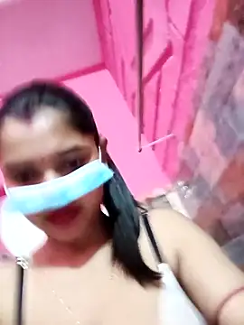 Sexy Sonniyaa online show from May 3, 2026, 5:57 am