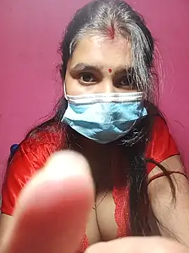 Sexy Sonniyaa online show from May 29, 2026, 5:44 pm