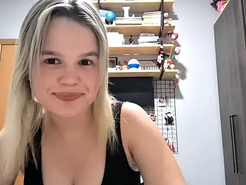 Snapshot of JodyMichniak chatting on March 6, 2026, 12:18 am JodyMichniak online show from March 6, 2026, 12:18 am