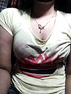 Snapshot of Rupa257 chatting on March 14, 2026, 11:54 pm Rupa257 online show from March 14, 2026, 11:54 pm