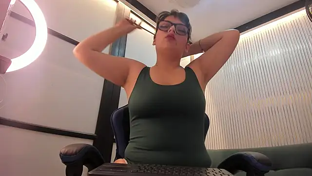 Snapshot of kittyBlossom_1 chatting on June 24, 2026, 8:30 pm kittyBlossom 1 online show from June 24, 2026, 8:30 pm