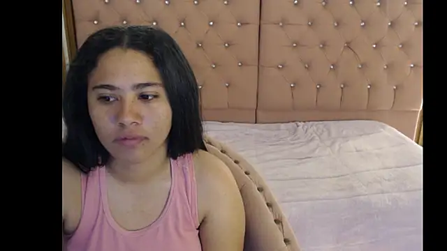 vicky wel online show from June 28, 2026, 11:49 am