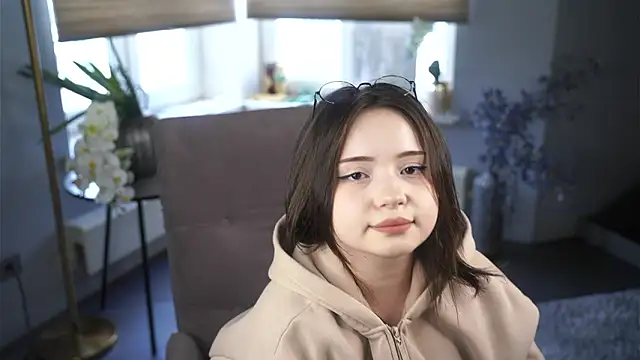 Snapshot of StaciaRahib chatting on March 7, 2026, 11:18 am StaciaRahib online show from March 7, 2026, 11:18 am