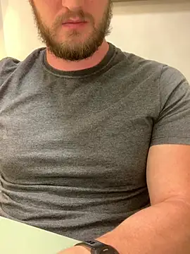 Snapshot of Empresarioloiro chatting on March 4, 2026, 8:59 pm Empresarioloiro online show from March 4, 2026, 8:59 pm